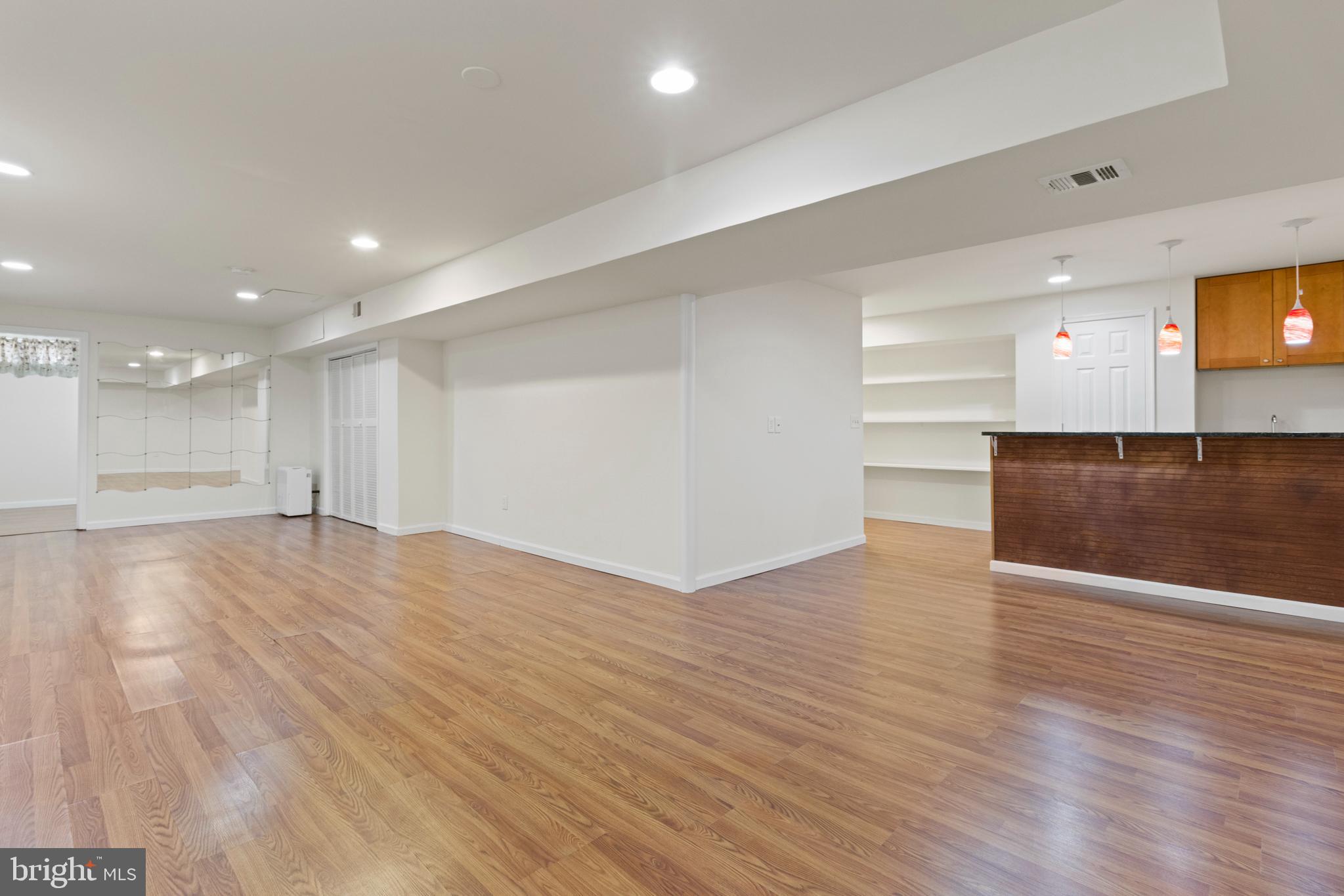 11603 ADMIRAL COURT