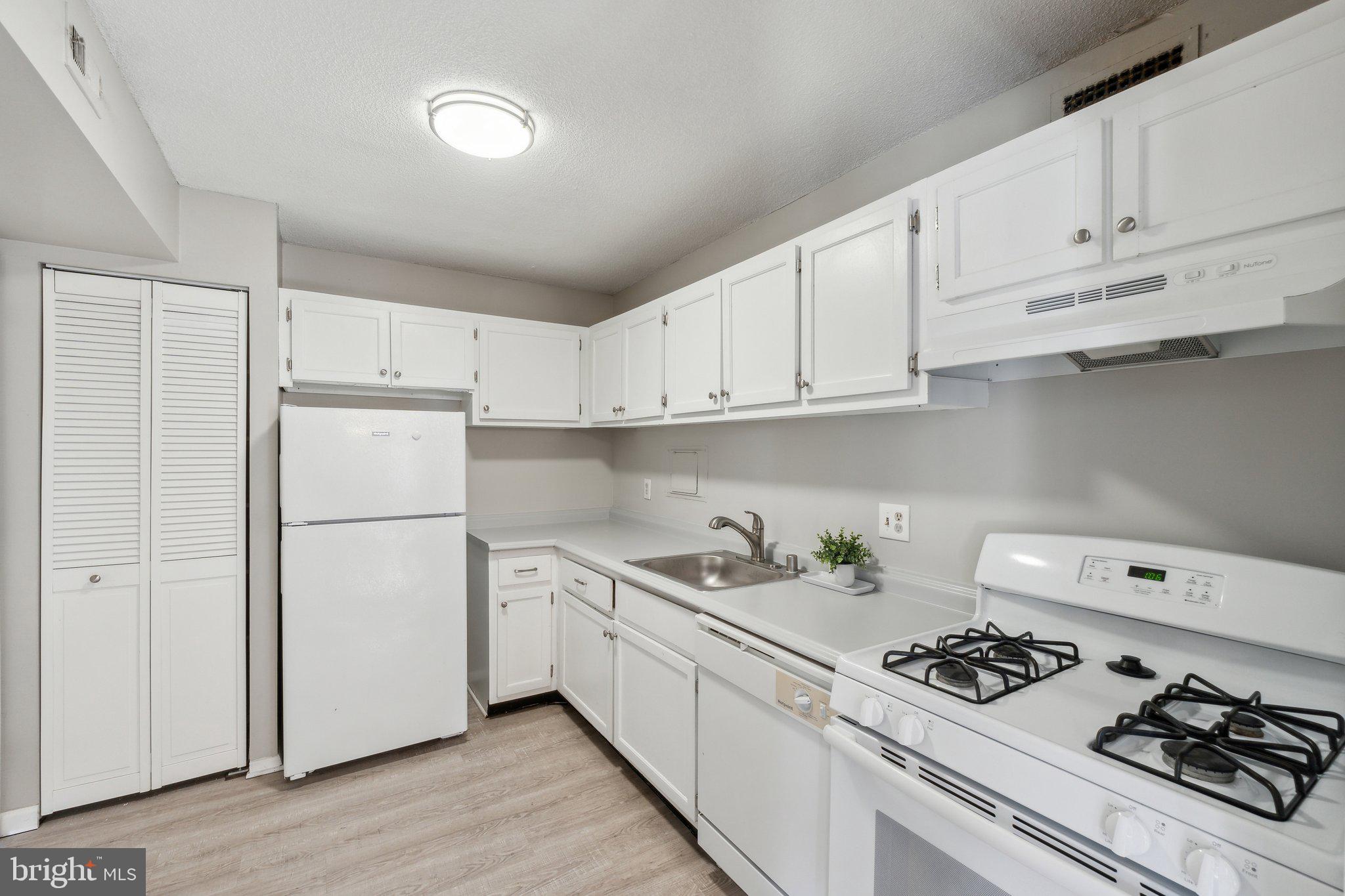 1836 METZEROTT ROAD 1827