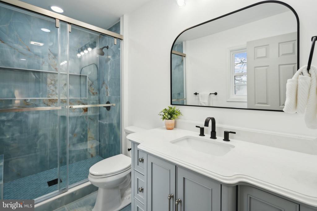 10111 OLD FORT ROAD