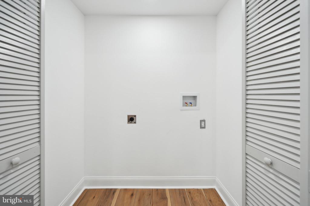 10111 OLD FORT ROAD