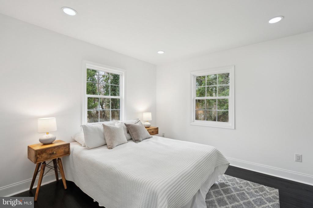 10111 OLD FORT ROAD