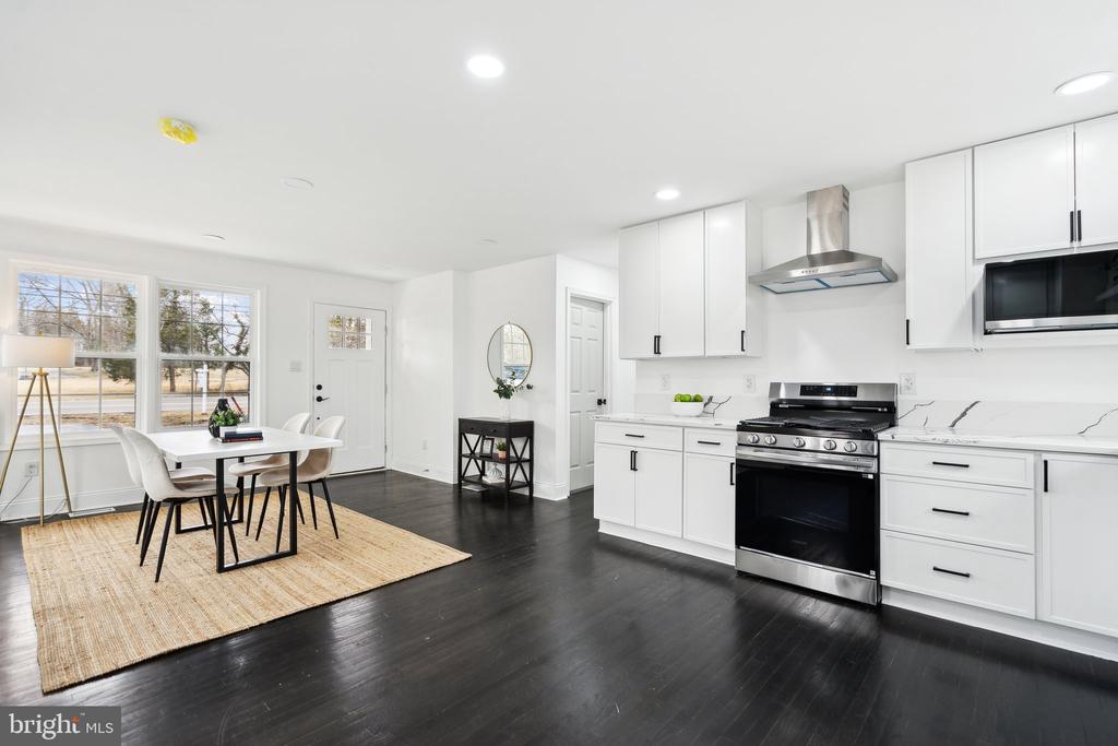 10111 OLD FORT ROAD