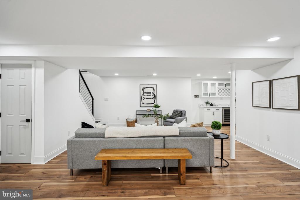 10111 OLD FORT ROAD