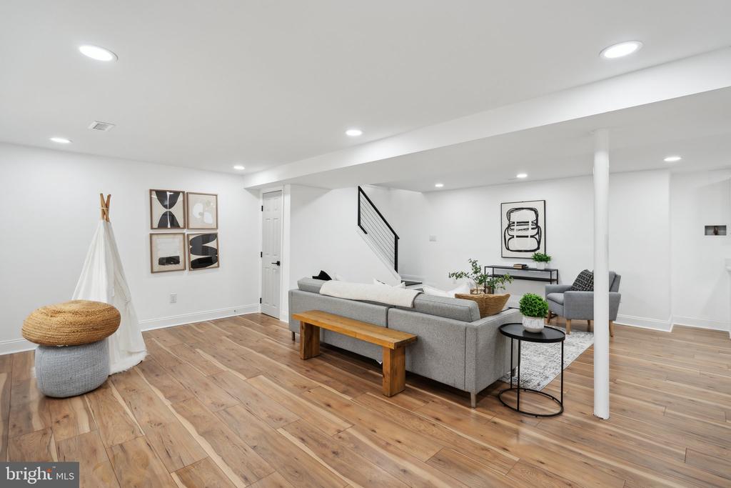 10111 OLD FORT ROAD