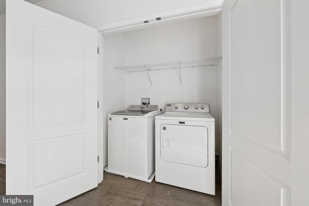 10605 MERIDIAN HILL WAY