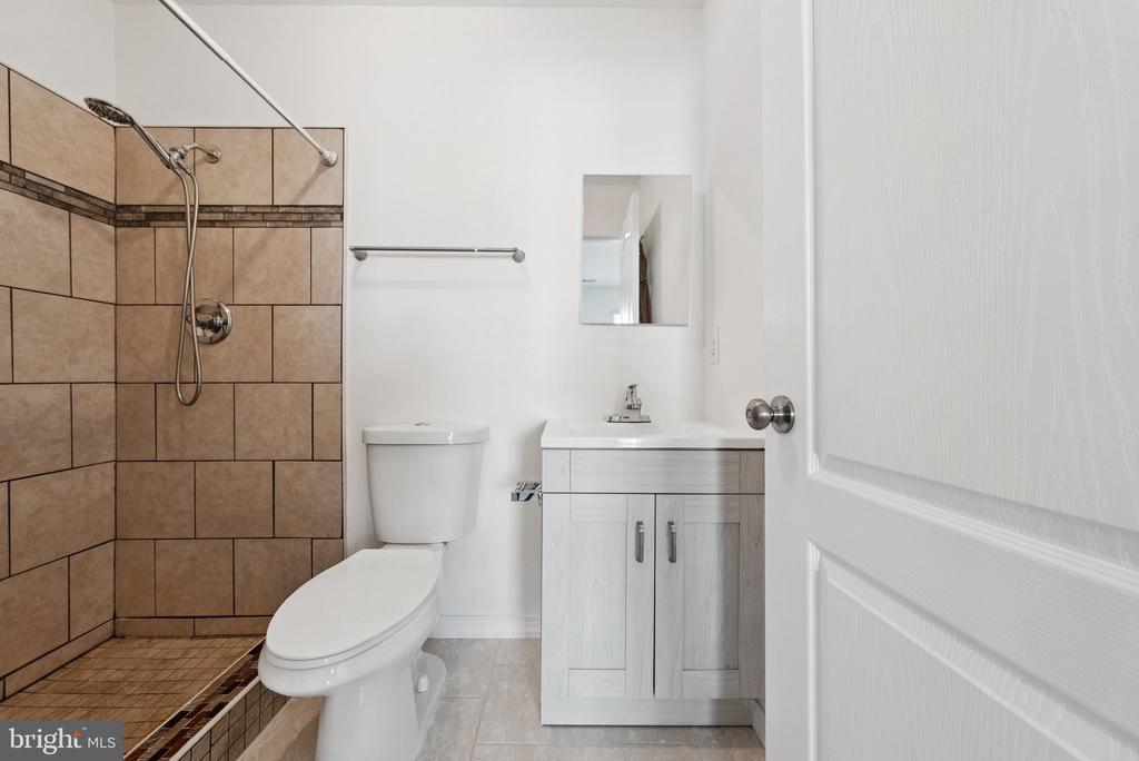 10605 MERIDIAN HILL WAY