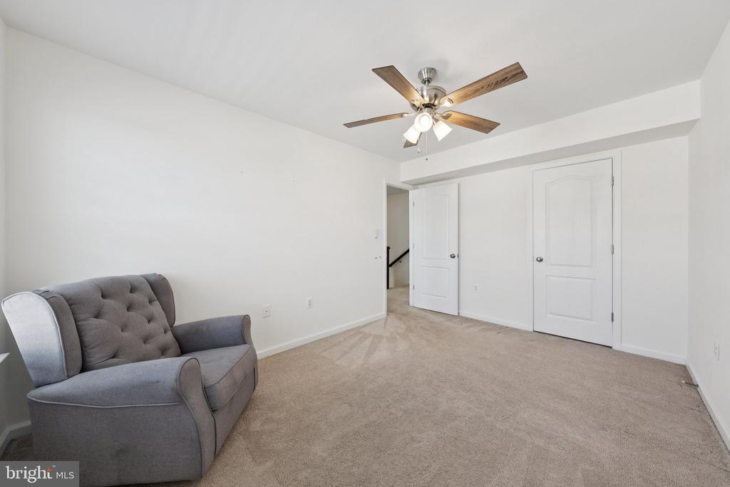 10605 MERIDIAN HILL WAY