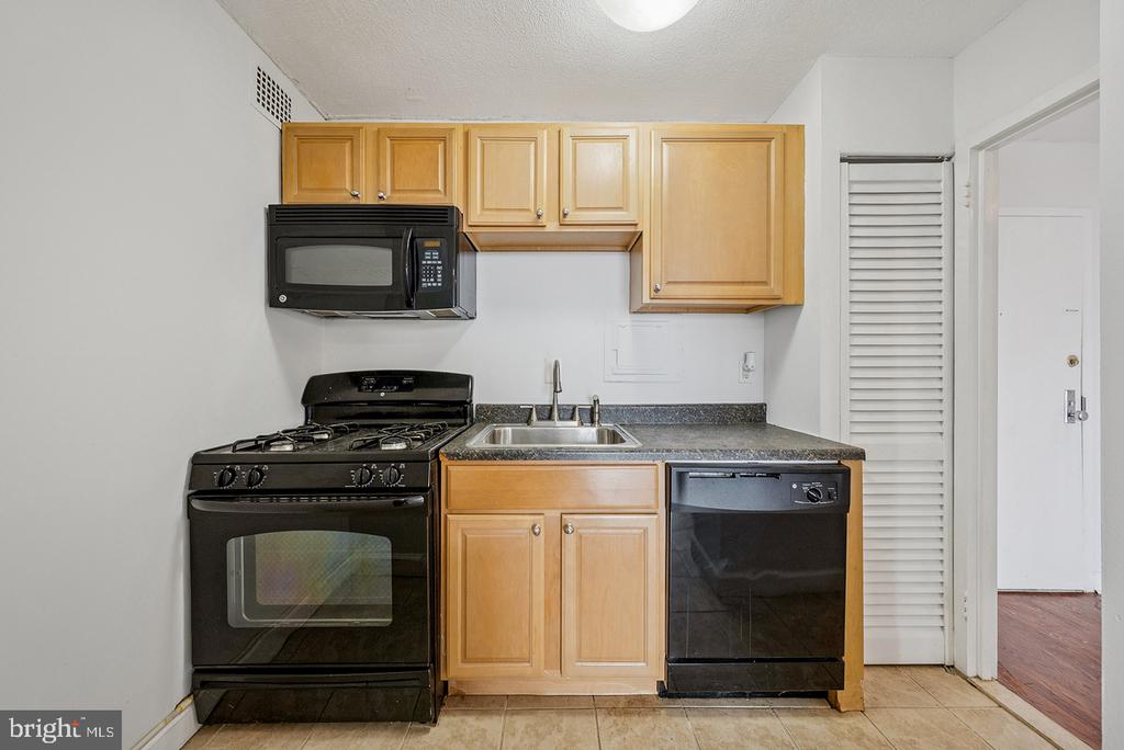1836 METZEROTT ROAD 1416