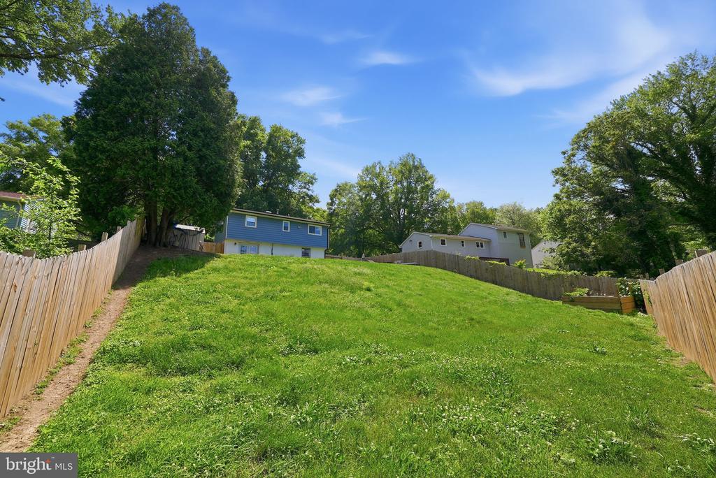 4206 CANYONVIEW DRIVE