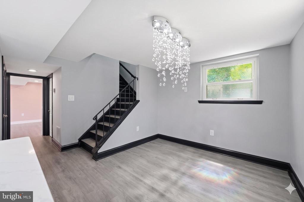 4206 CANYONVIEW DRIVE