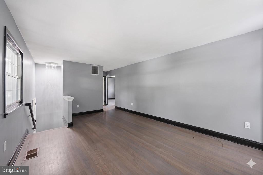 4206 CANYONVIEW DRIVE
