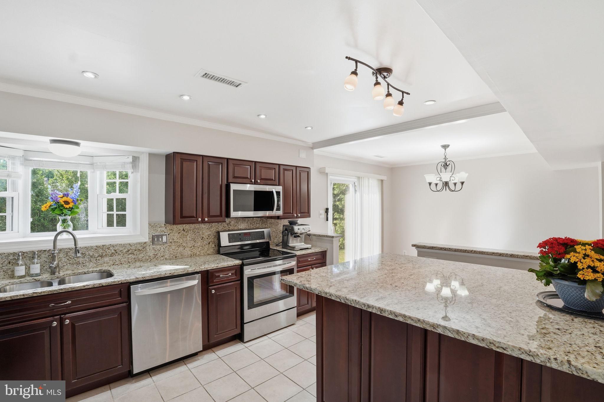 4110 NESCONSET DRIVE