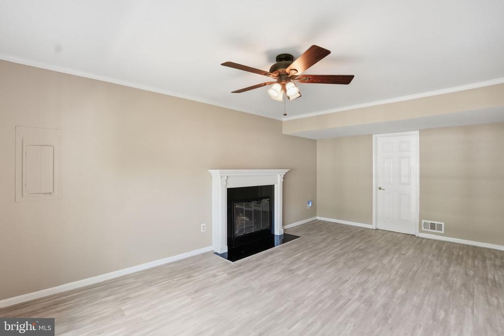 4110 NESCONSET DRIVE