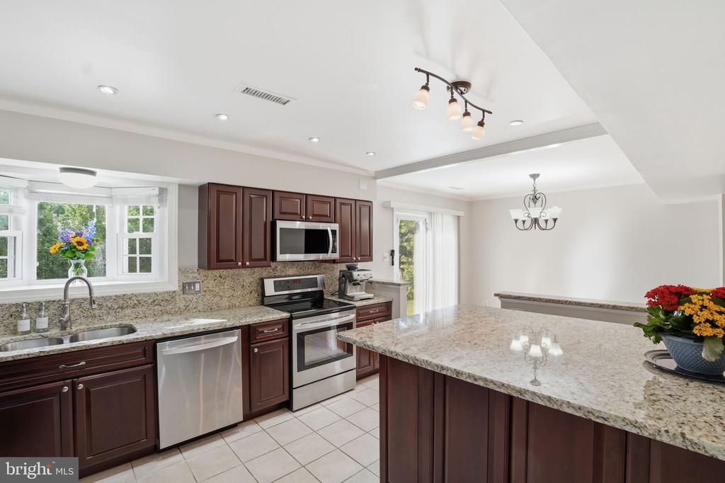 4110 NESCONSET DRIVE