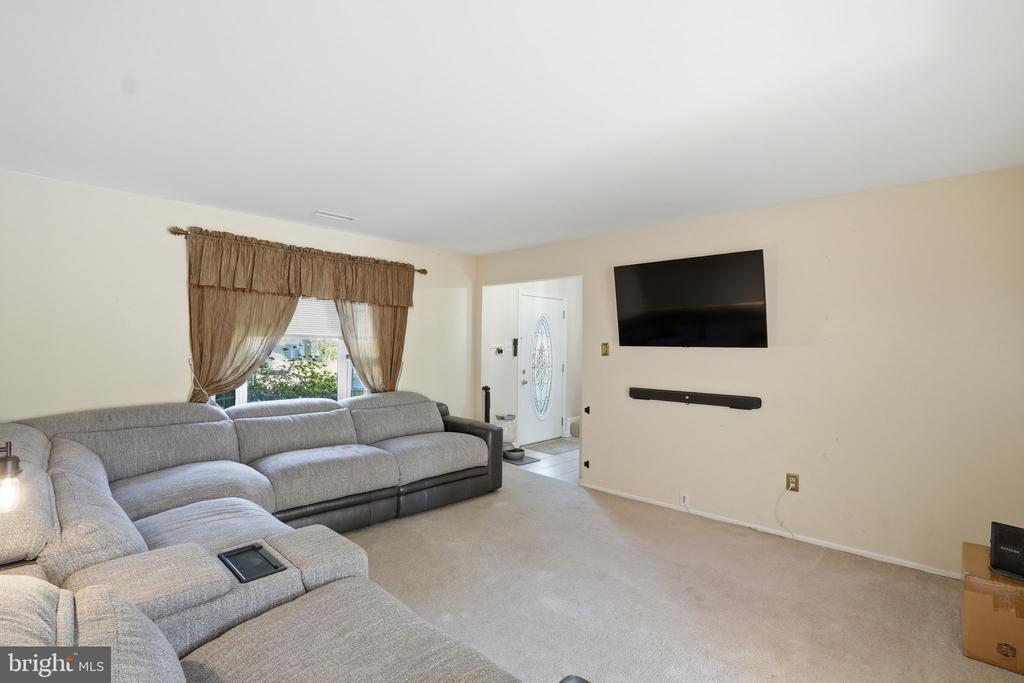 4110 NESCONSET DRIVE