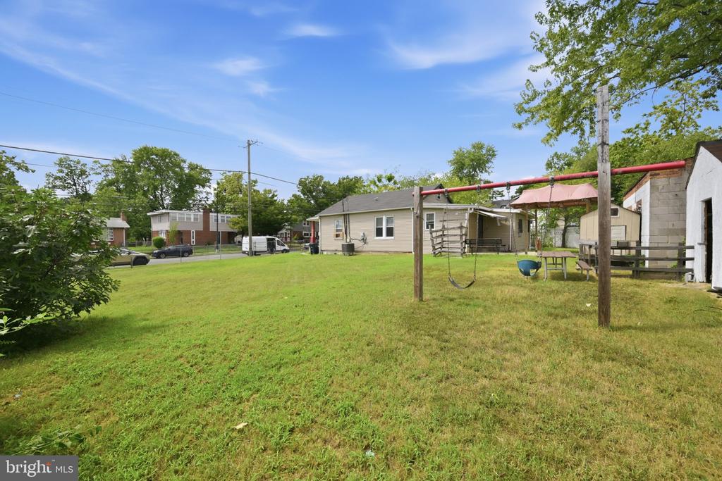809 EASTERN AVENUE