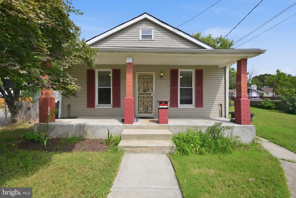 809 EASTERN AVENUE