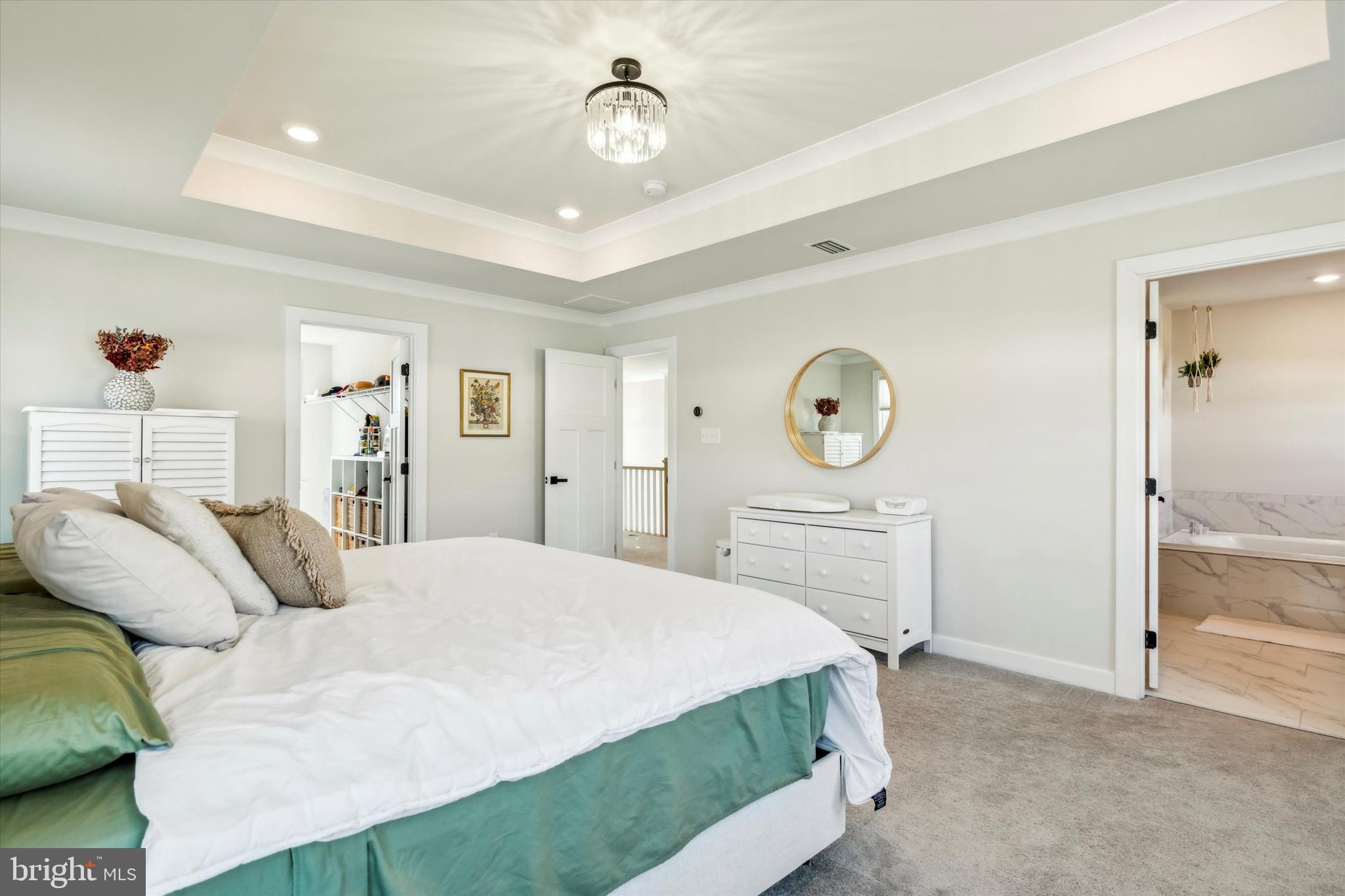 3306 CORA LANE