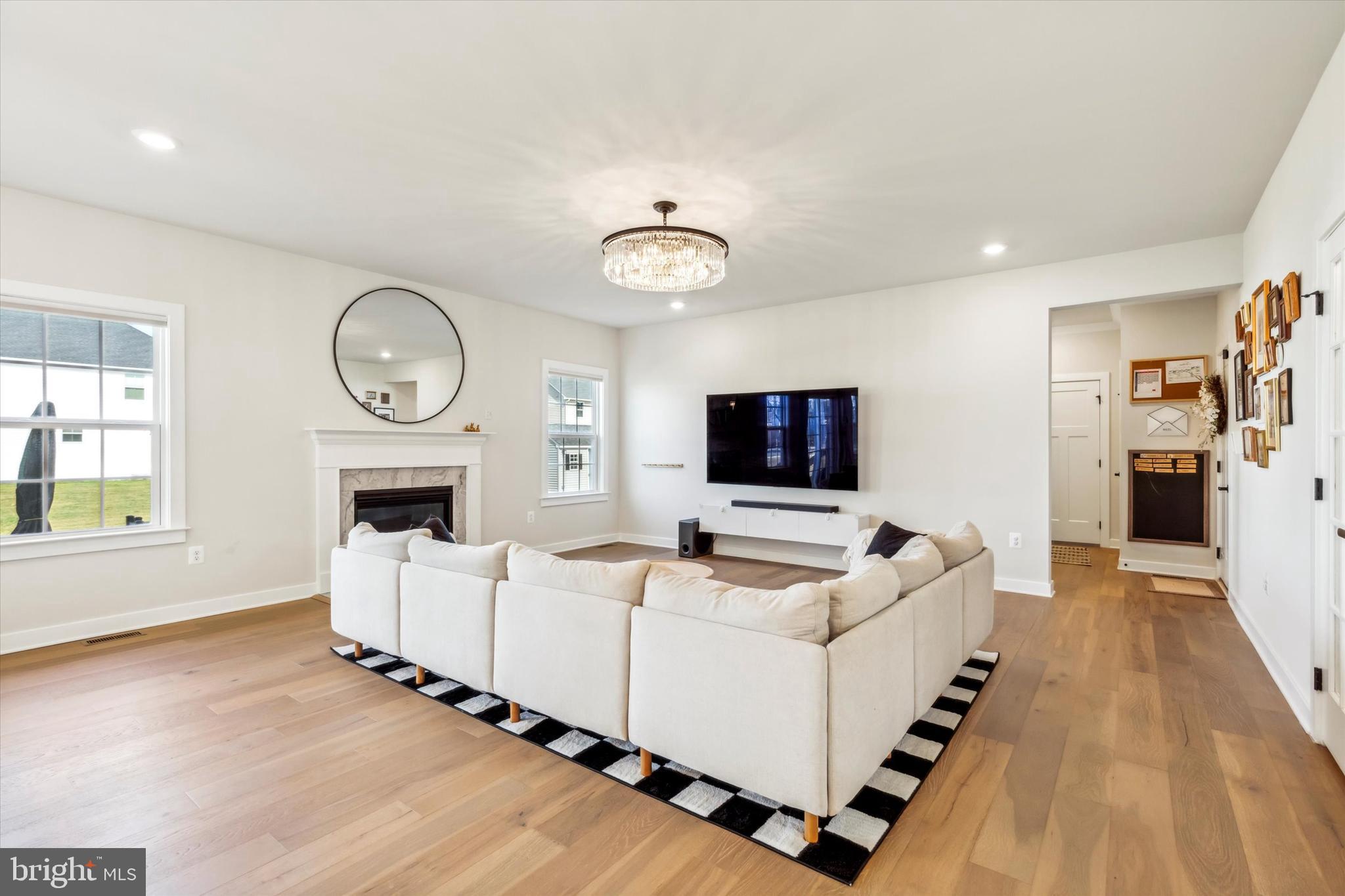 3306 CORA LANE