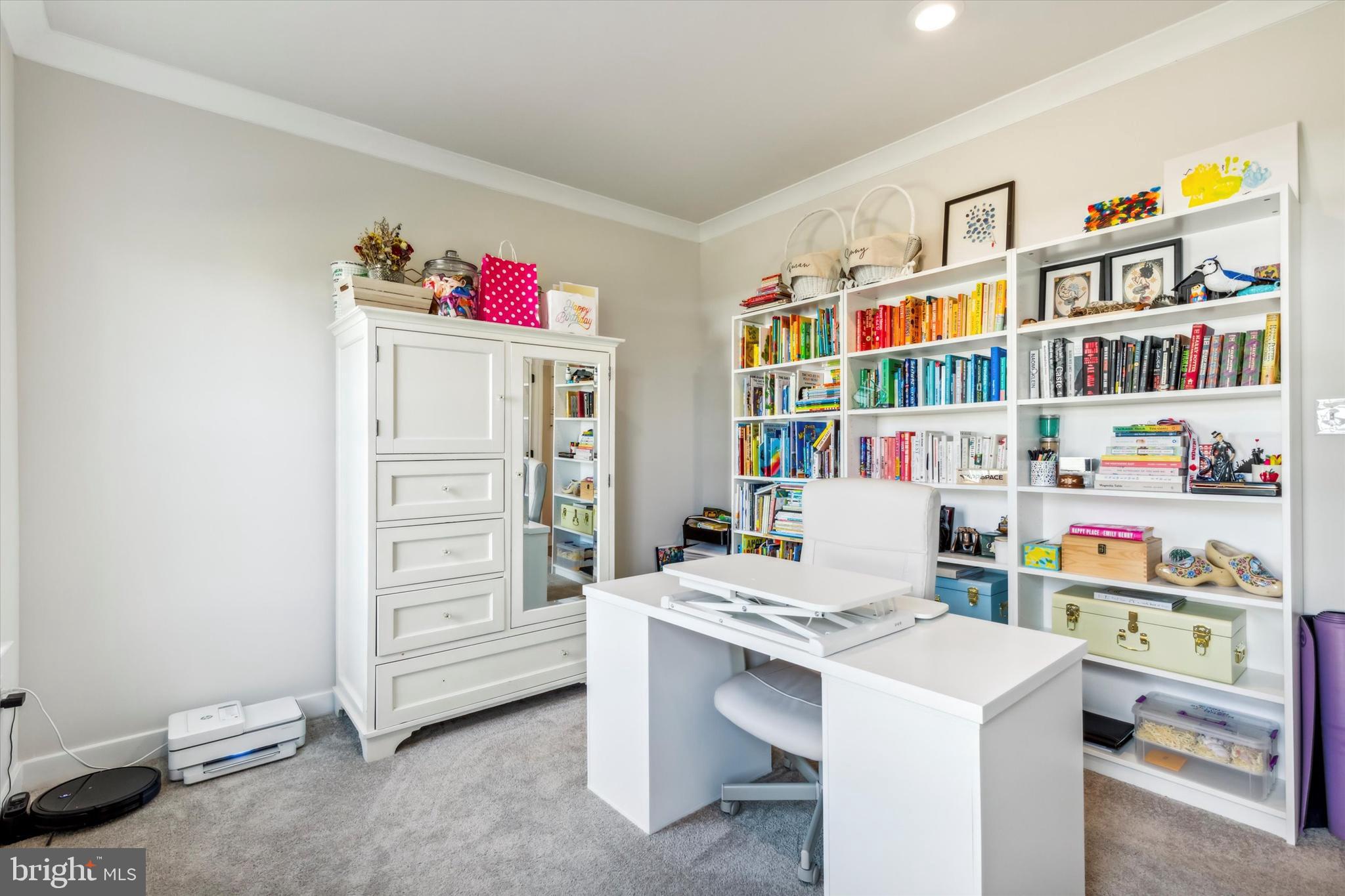 3306 CORA LANE