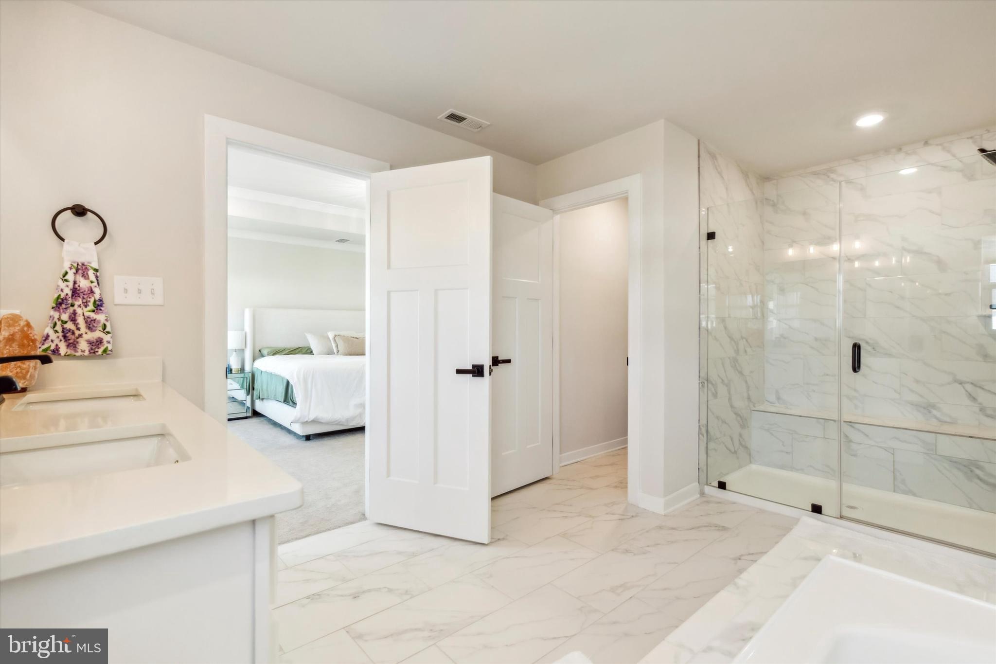 3306 CORA LANE