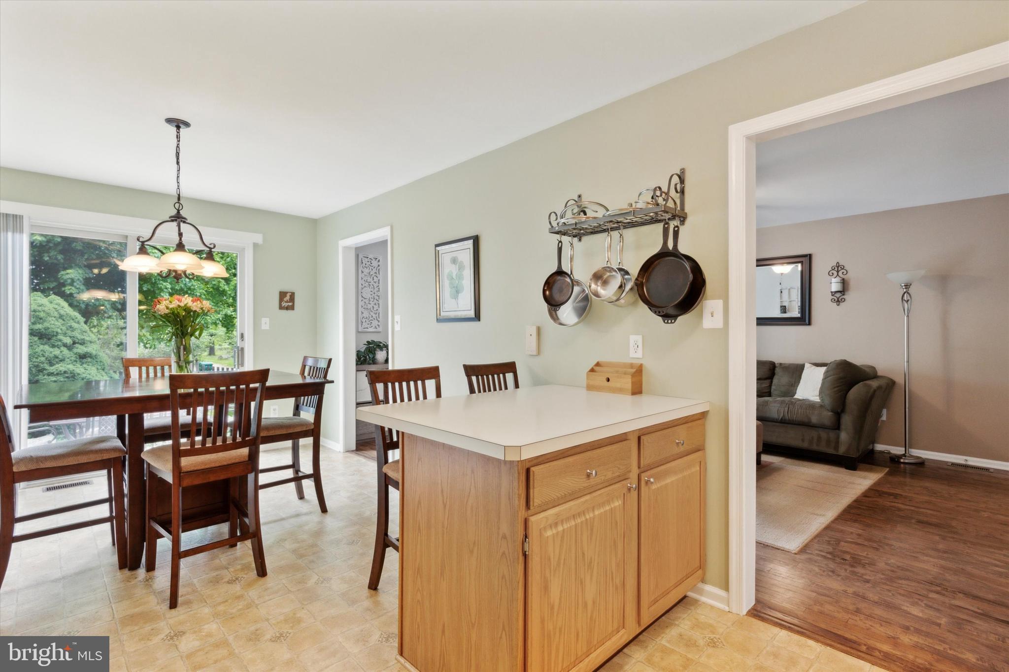 134 BARTLETT COURT