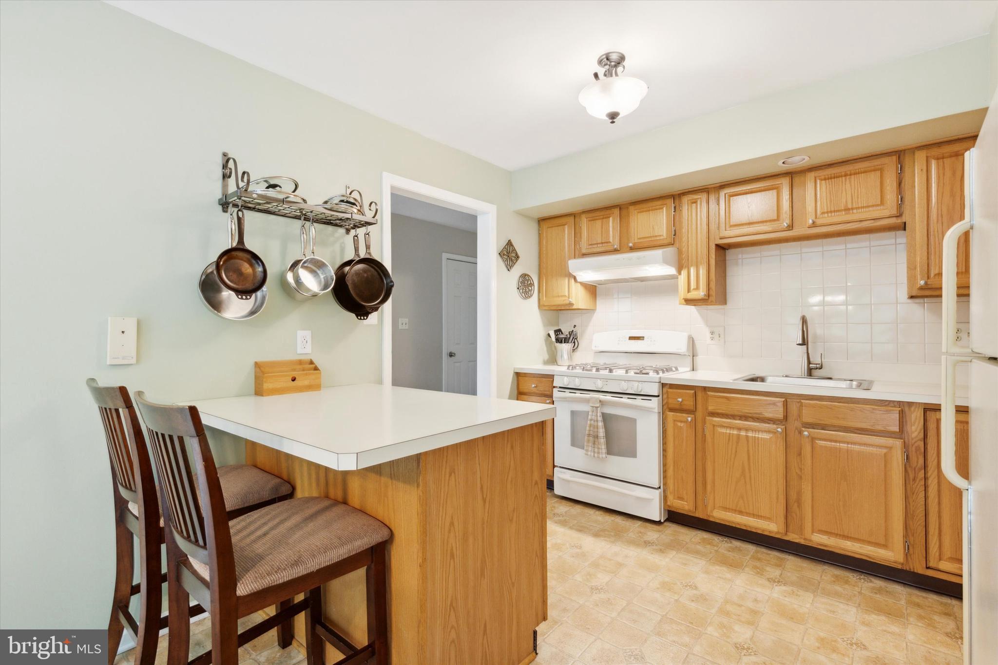 134 BARTLETT COURT