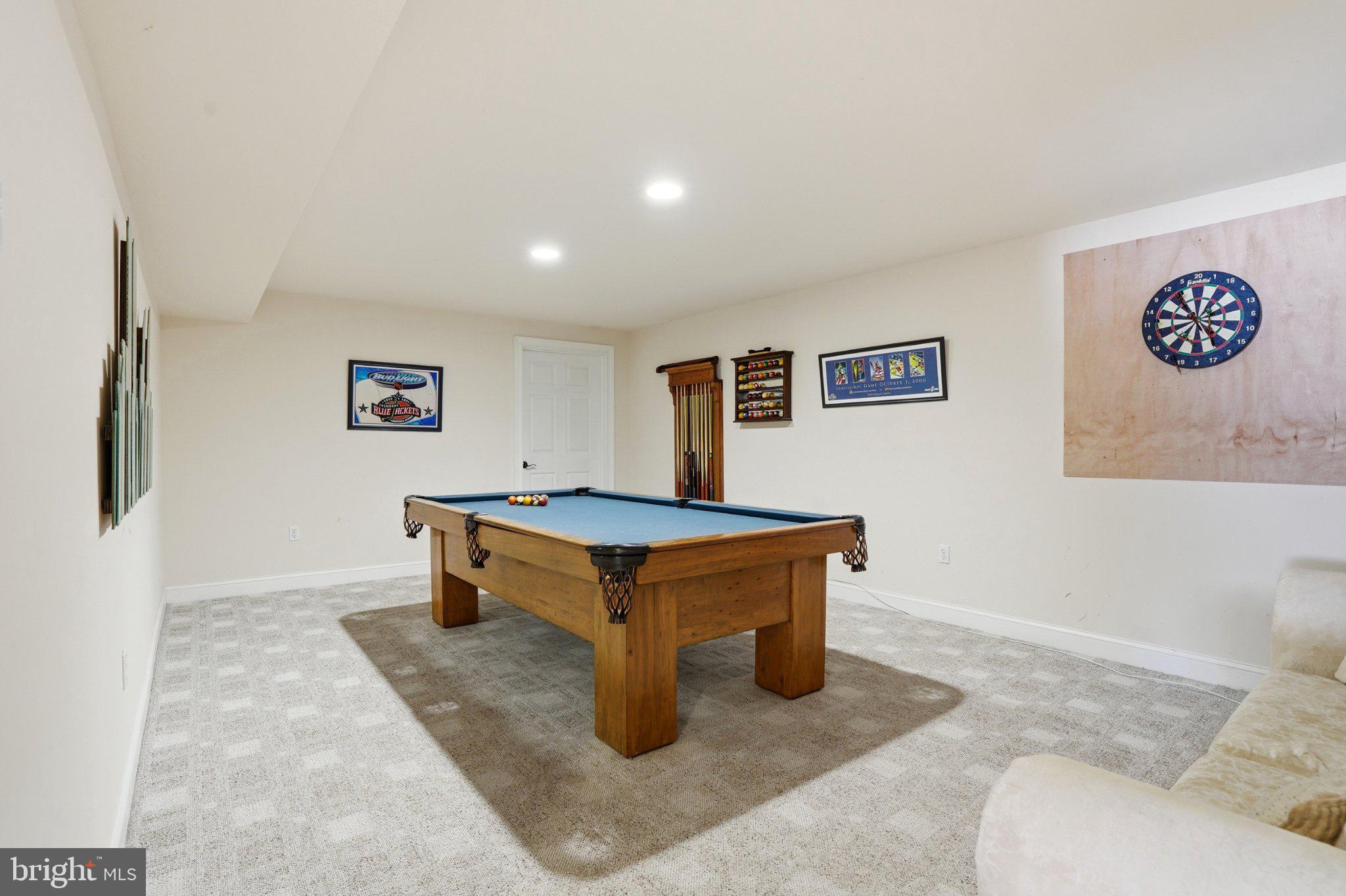 10 POMPA LANE