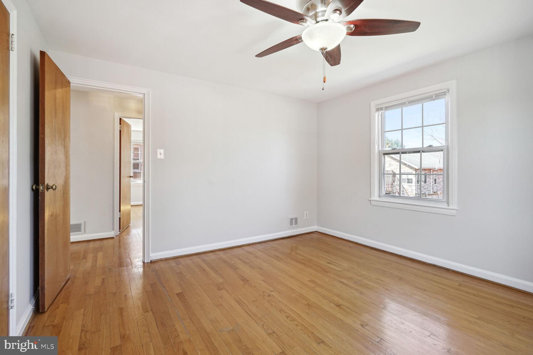 2705 13TH ROAD S UPSTAIRS