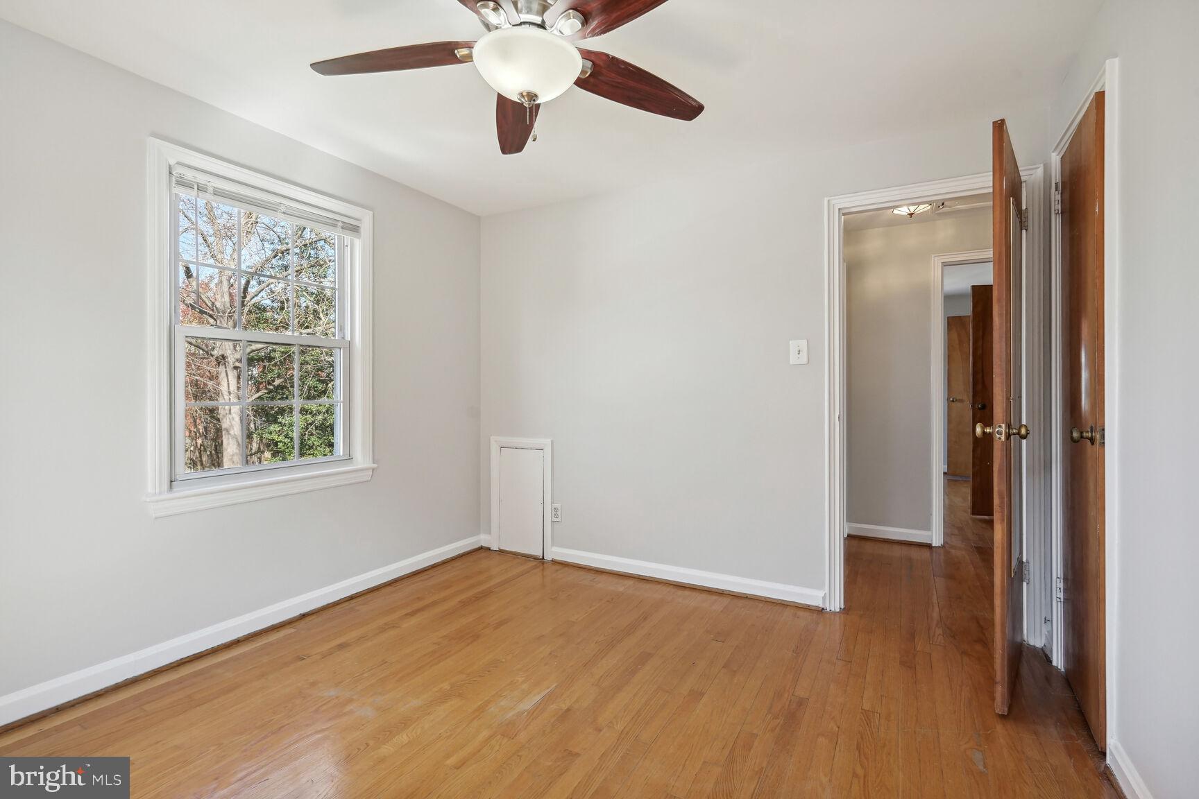 2705 13TH ROAD S UPSTAIRS