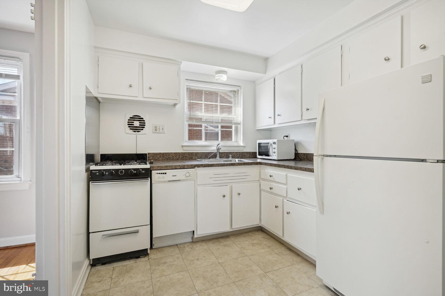 2705 13TH ROAD S UPSTAIRS