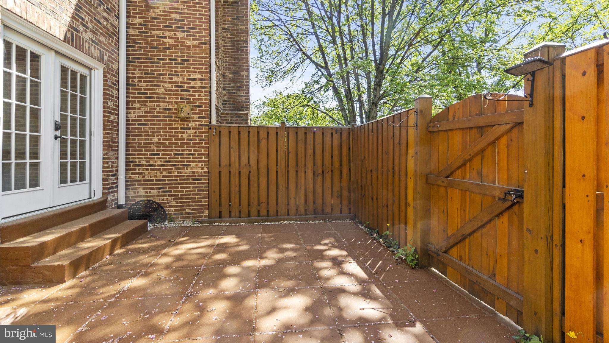 2510 S WALTER REED DRIVE C 3