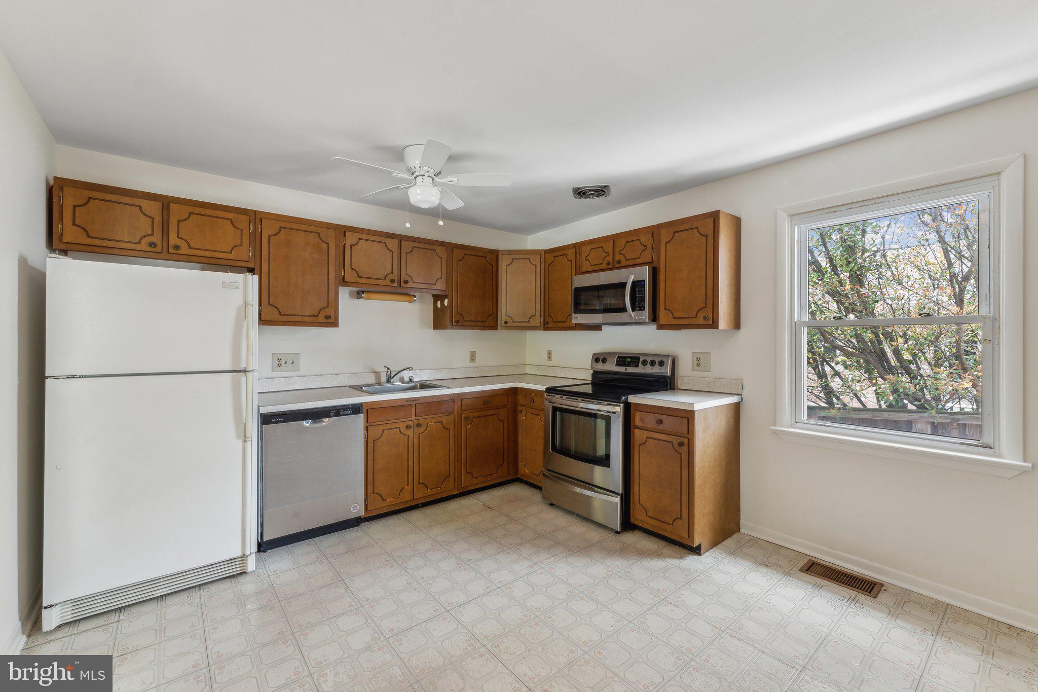4926 17TH ROAD N