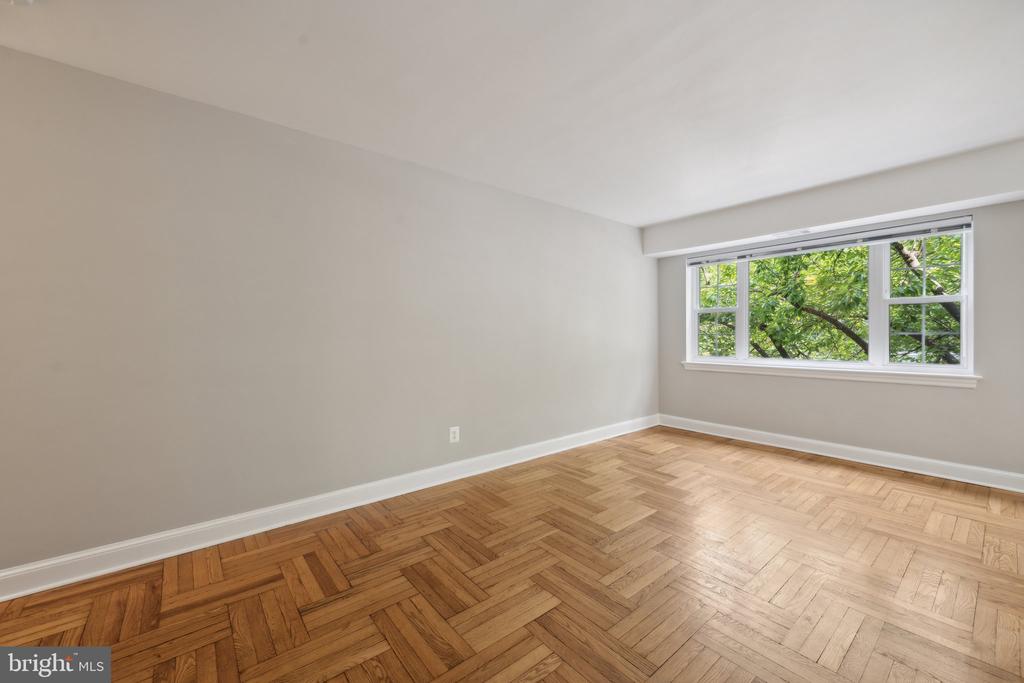1307 N ODE STREET 414