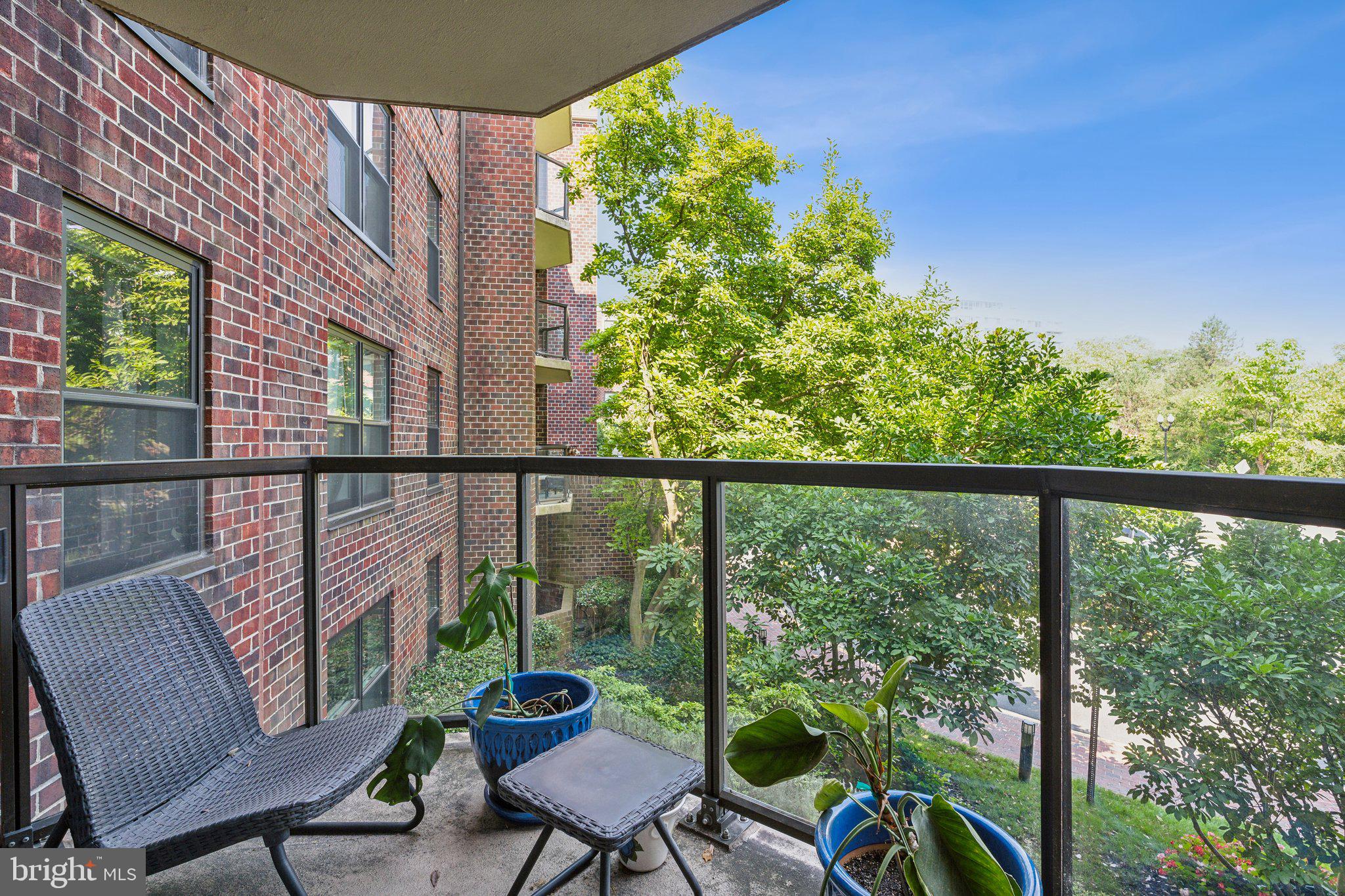 2100 LANGSTON BOULEVARD 203