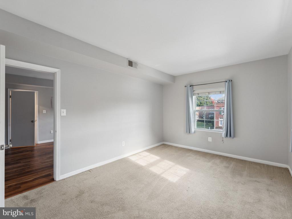 1847 WILSON BOULEVARD 5-360