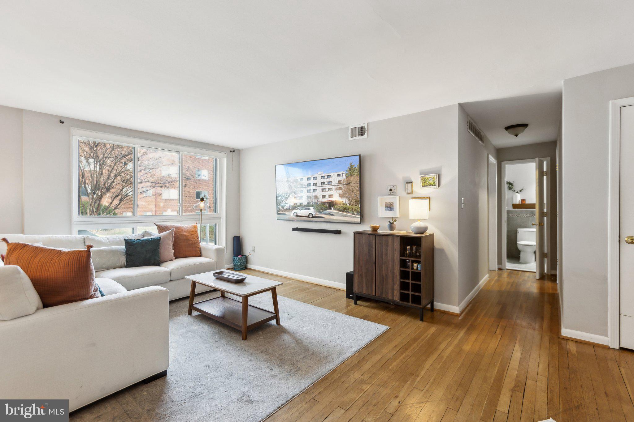 2016 N ADAMS STREET 312