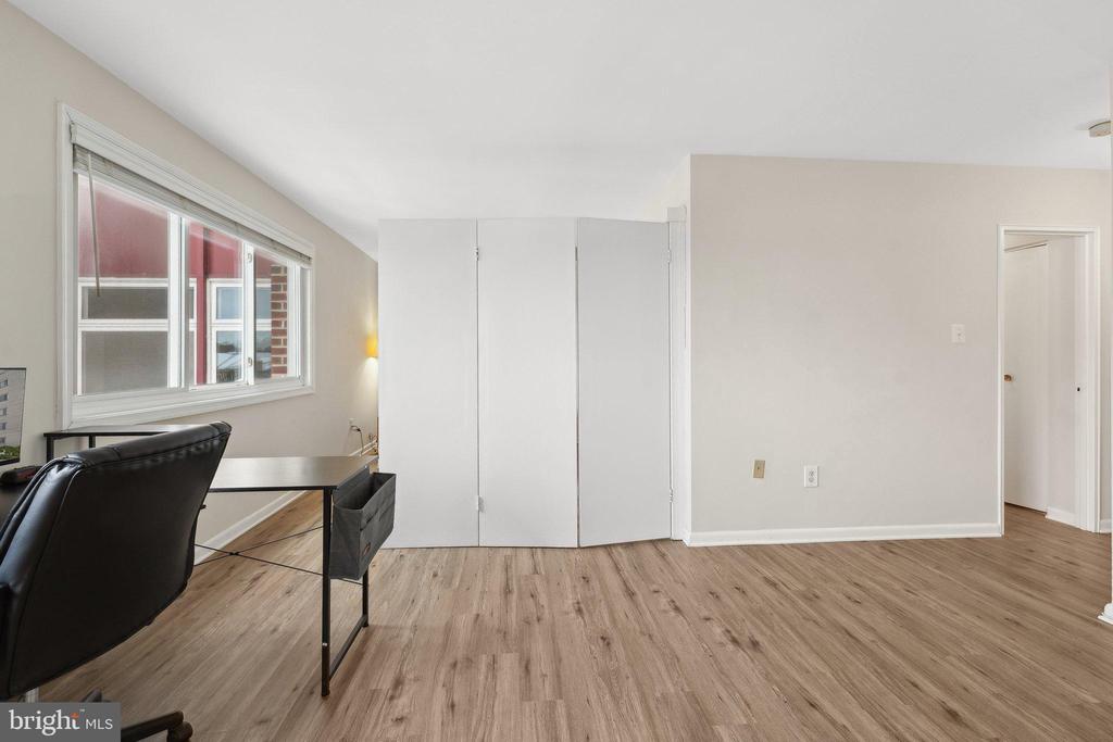 1830 COLUMBIA PIKE 409