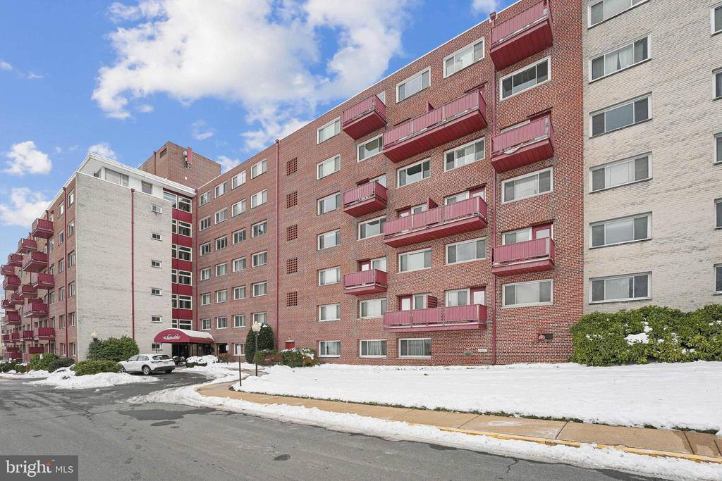 1830 COLUMBIA PIKE 409