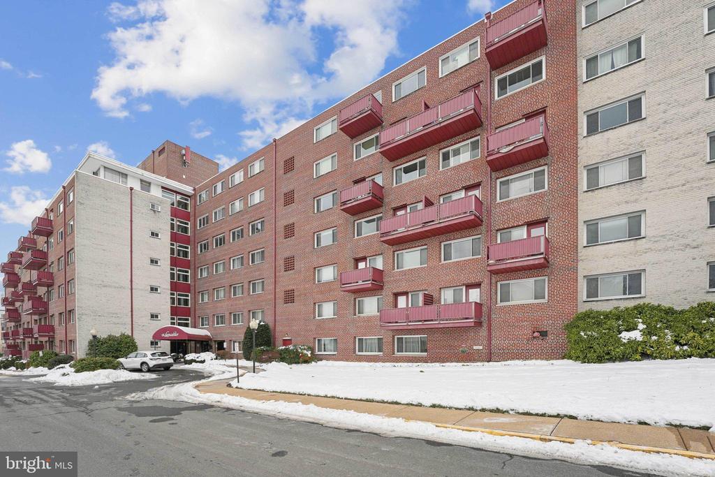 1830 COLUMBIA PIKE 409