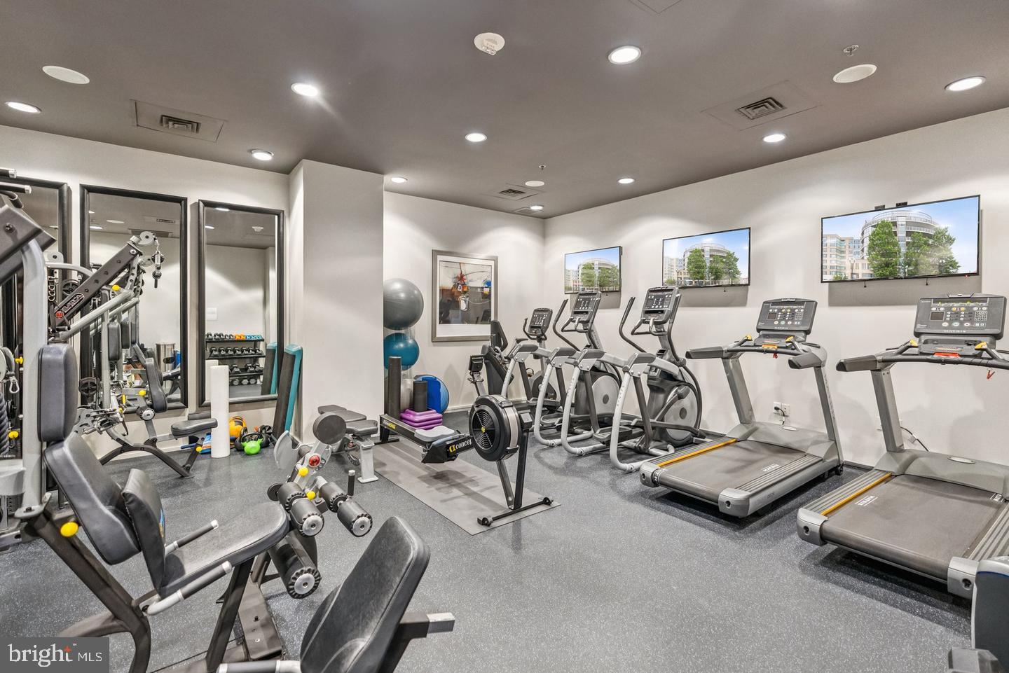 3409 WILSON BOULEVARD 611