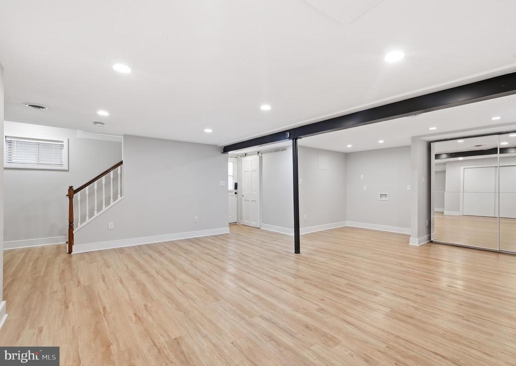 6524 27TH STREET N