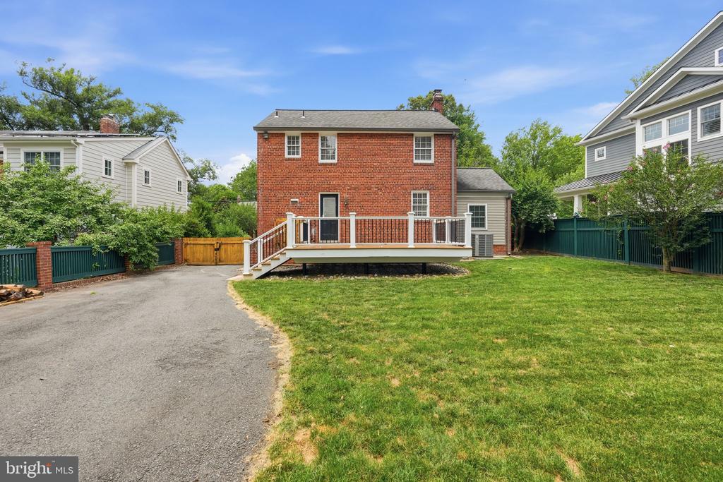 6524 27TH STREET N