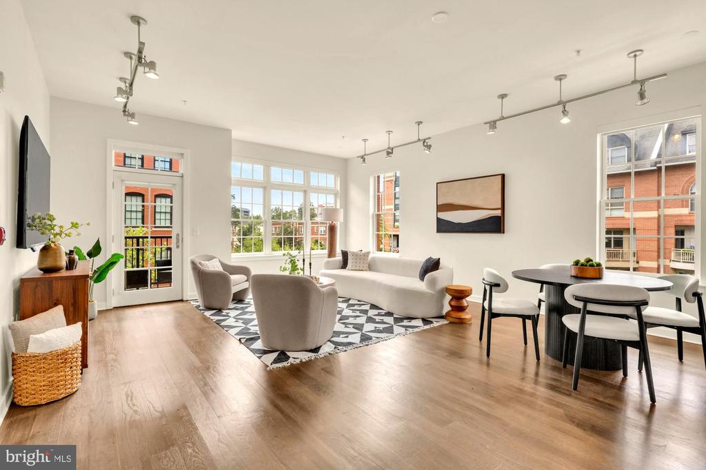 1700 CLARENDON BOULEVARD Unit: 154