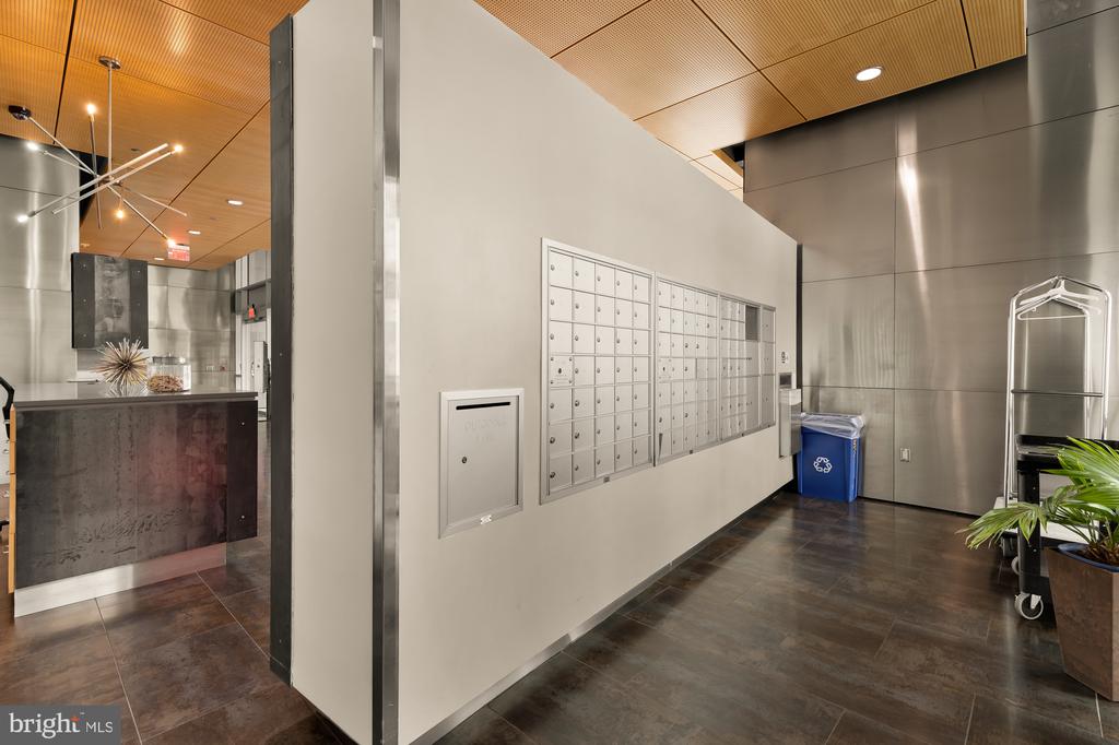 3409 WILSON BOULEVARD Unit: 303