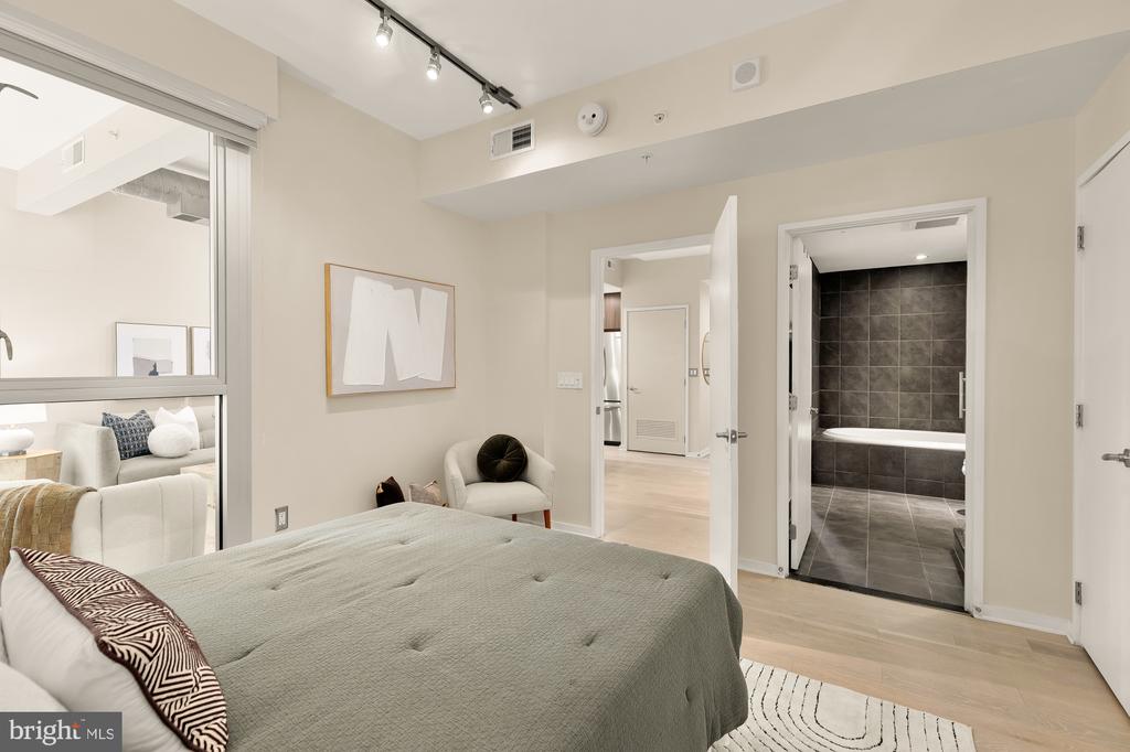 3409 WILSON BOULEVARD Unit: 303