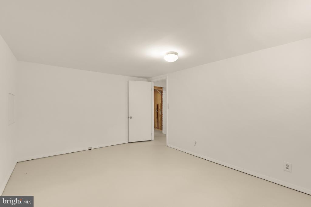 750 N GEORGE MASON DRIVE
