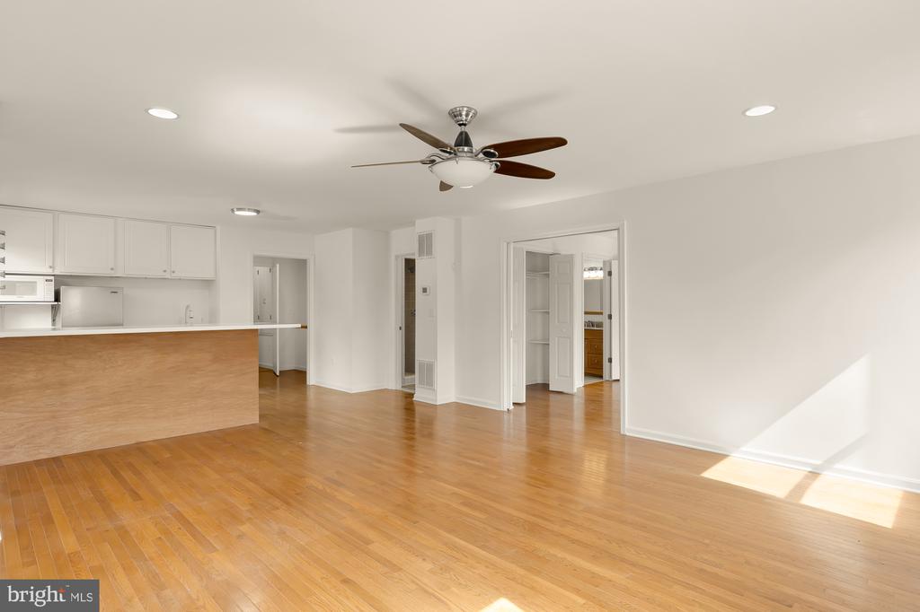 750 N GEORGE MASON DRIVE