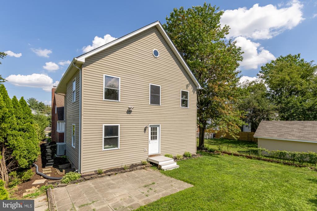 750 N GEORGE MASON DRIVE