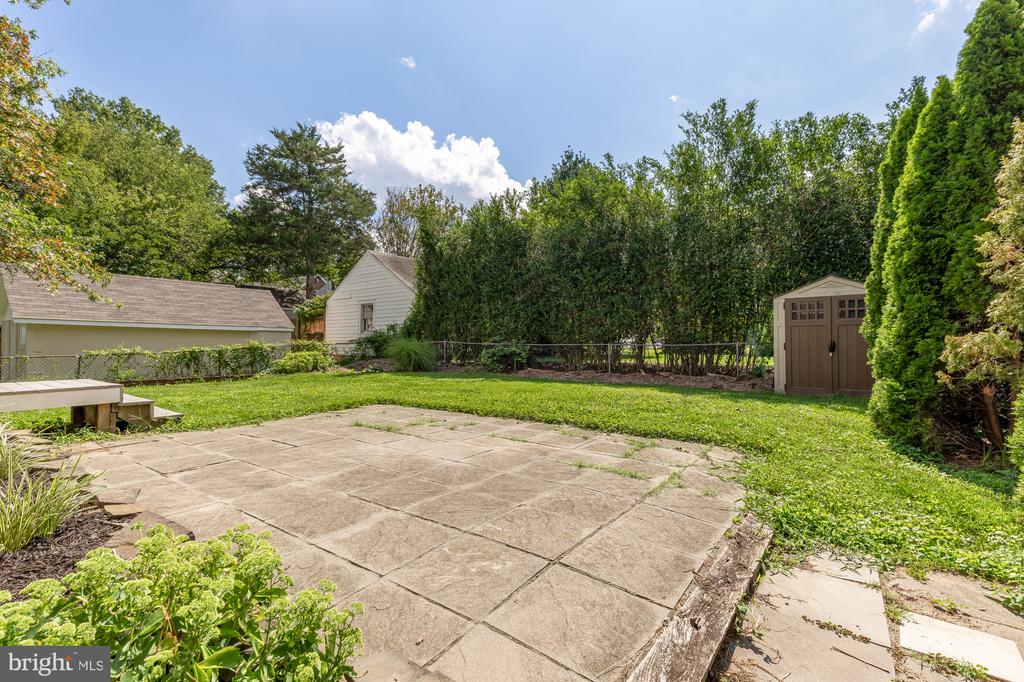 750 N GEORGE MASON DRIVE